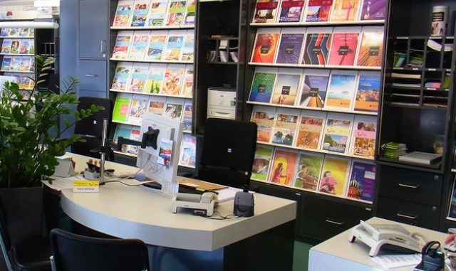 Turismo organizzato: Assoviaggi Confesercenti-Cst, da crisi mediorientale già quasi 100 milioni di euro di impatto per le agenzie di viaggio